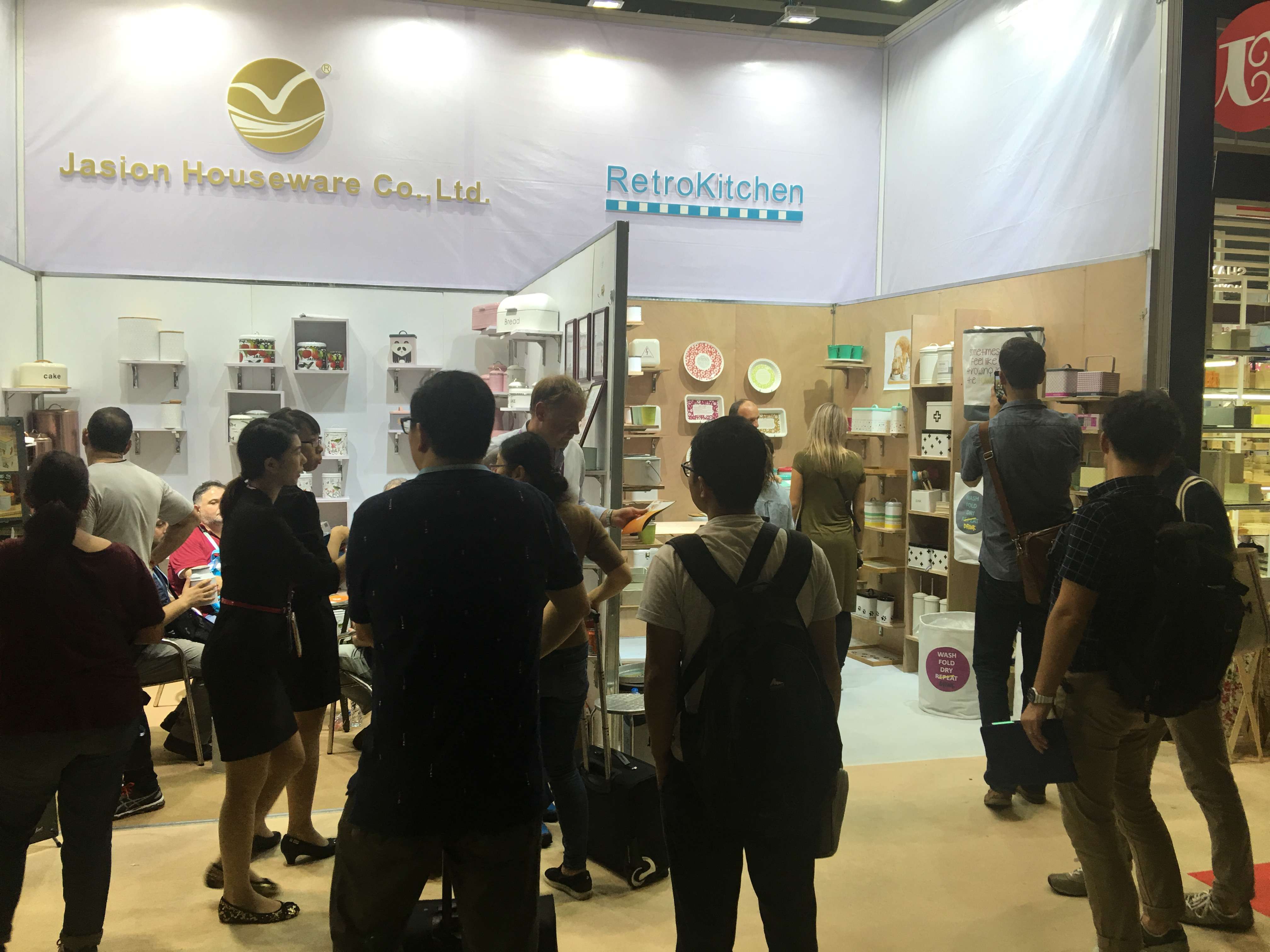 Jasion houseware team in fair