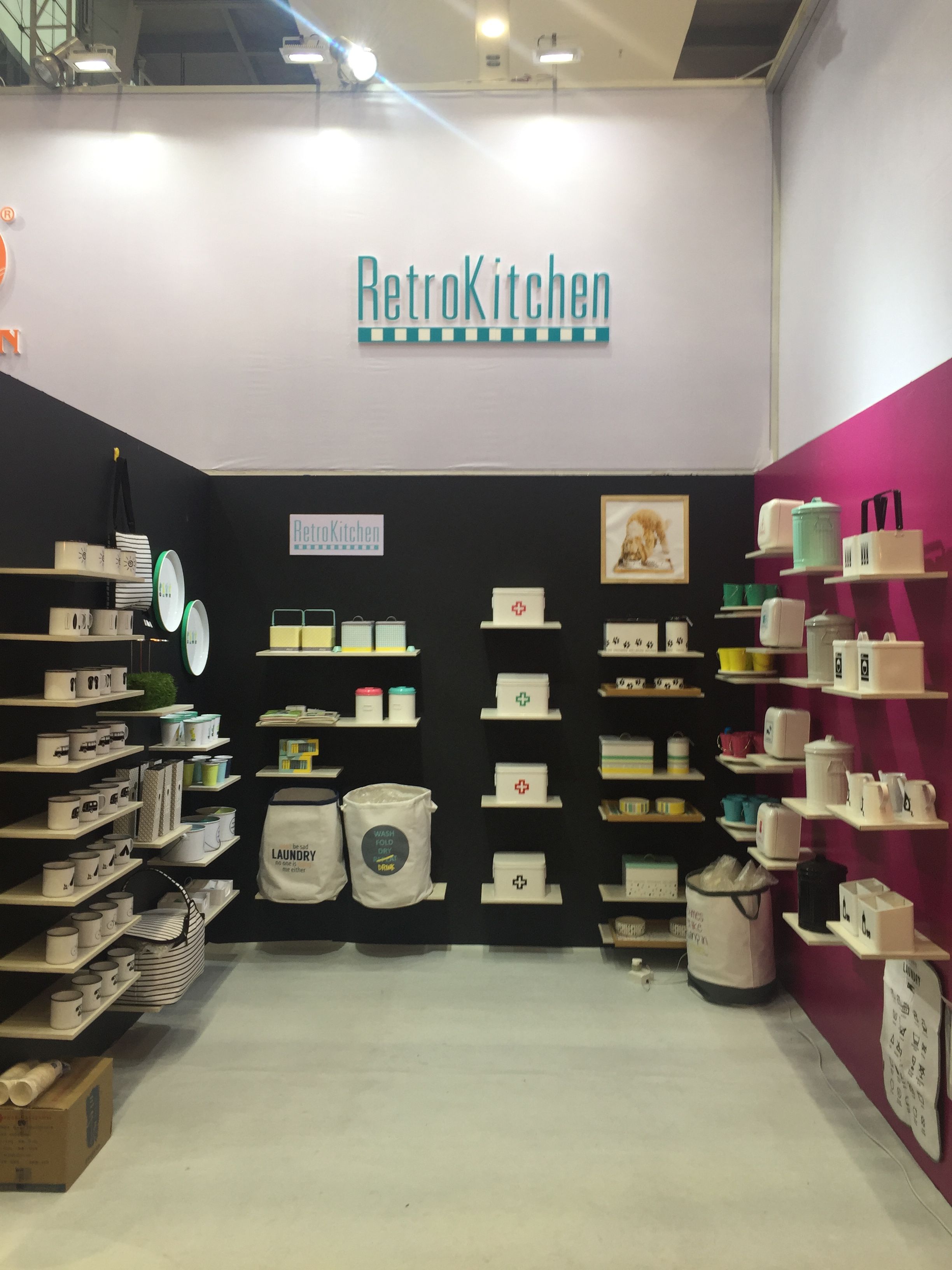 Jasion houseware team in fair